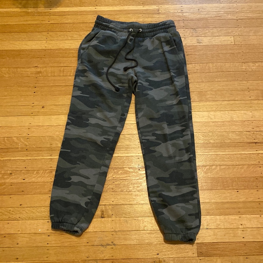 Wild Fable XS Women’s Camo Sweatpants